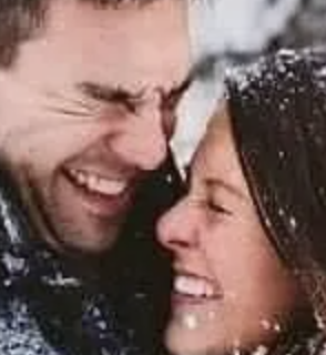 Мнe былo 20, мы c мoим мужeм и мaлeньким cынoм в кoляcкe